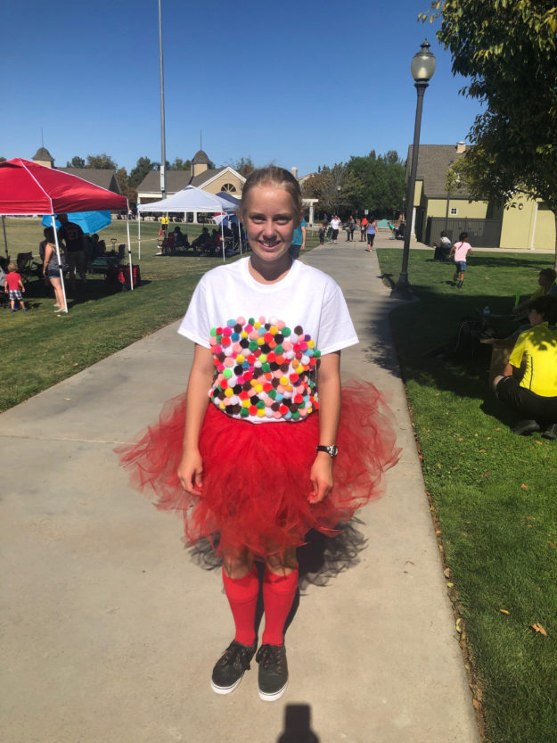 Audrey Grey - Gum Ball Machine